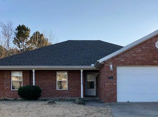 1365 Fox Run Ln, Elkins, AR 72727