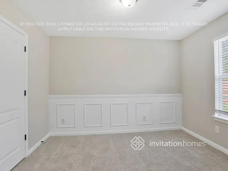 3780 Georgia Dr — Photo 10