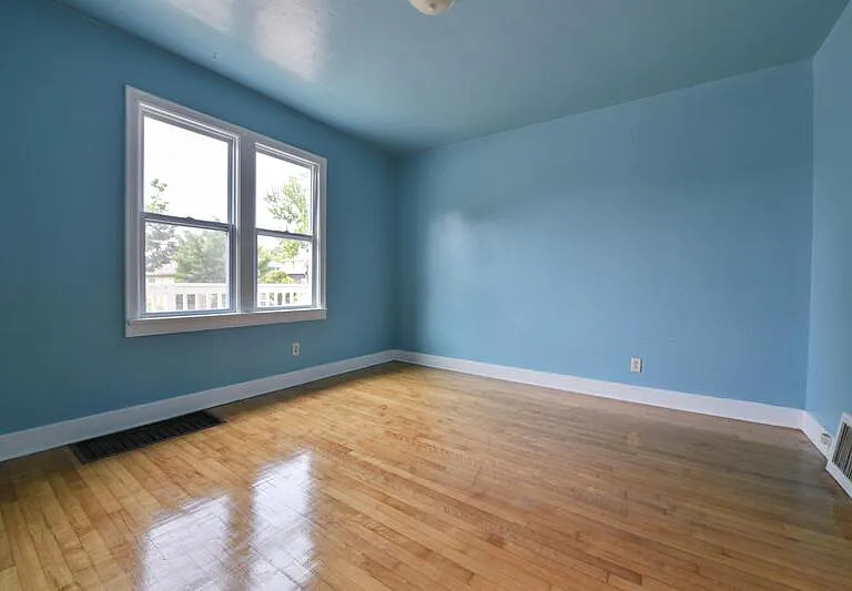 1217 Chicago St — Photo 11