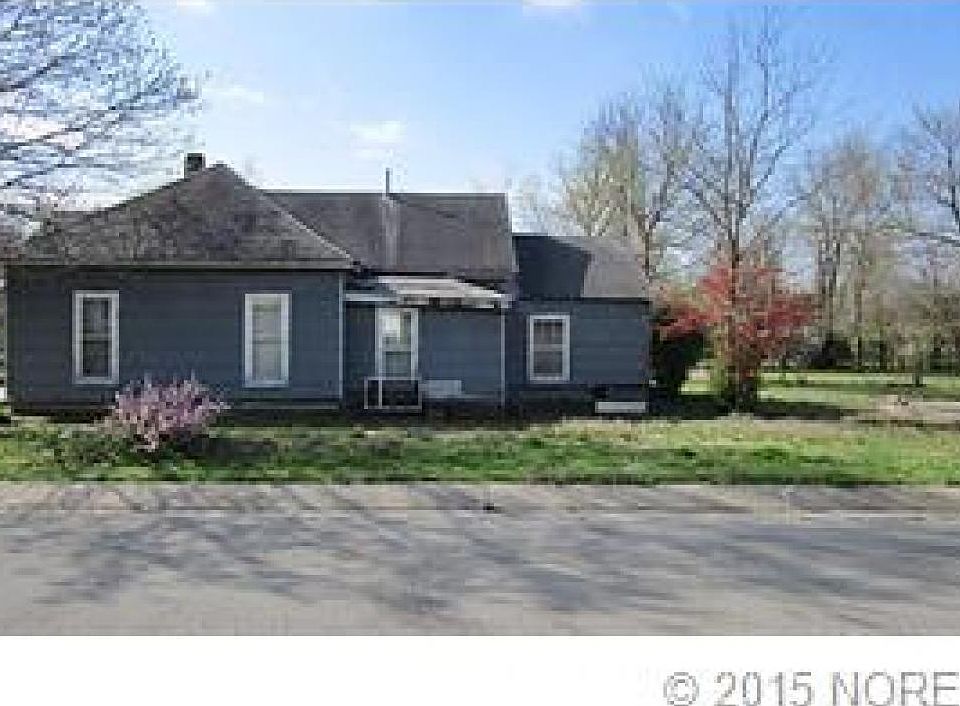 2nd image of 602 S College Ave