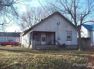 204 W Buffalo St, Bolivar, MO 65613