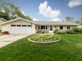 1807 Norwell Ln, Schaumburg, IL 60193