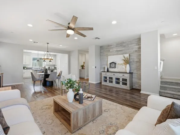 176 E Main Ave, Morgan Hill, CA 95037