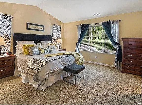 3rd image of 2106 57th St SE