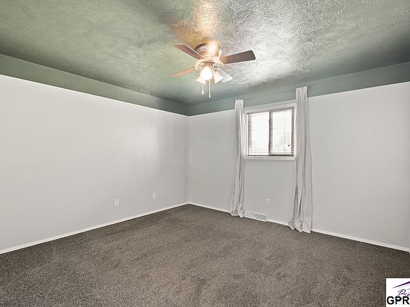 5th image of 2005 Winnie Dr APT 1