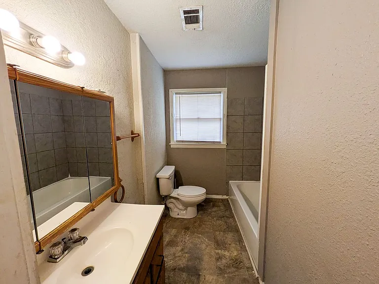 306 Bridal Wreath Ave — Photo 12