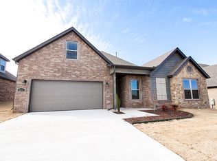4402 SW Butterfly Rd, Bentonville, AR 72712