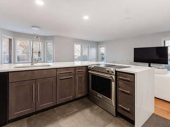 3rd image of 445 Clara Ave APT 24