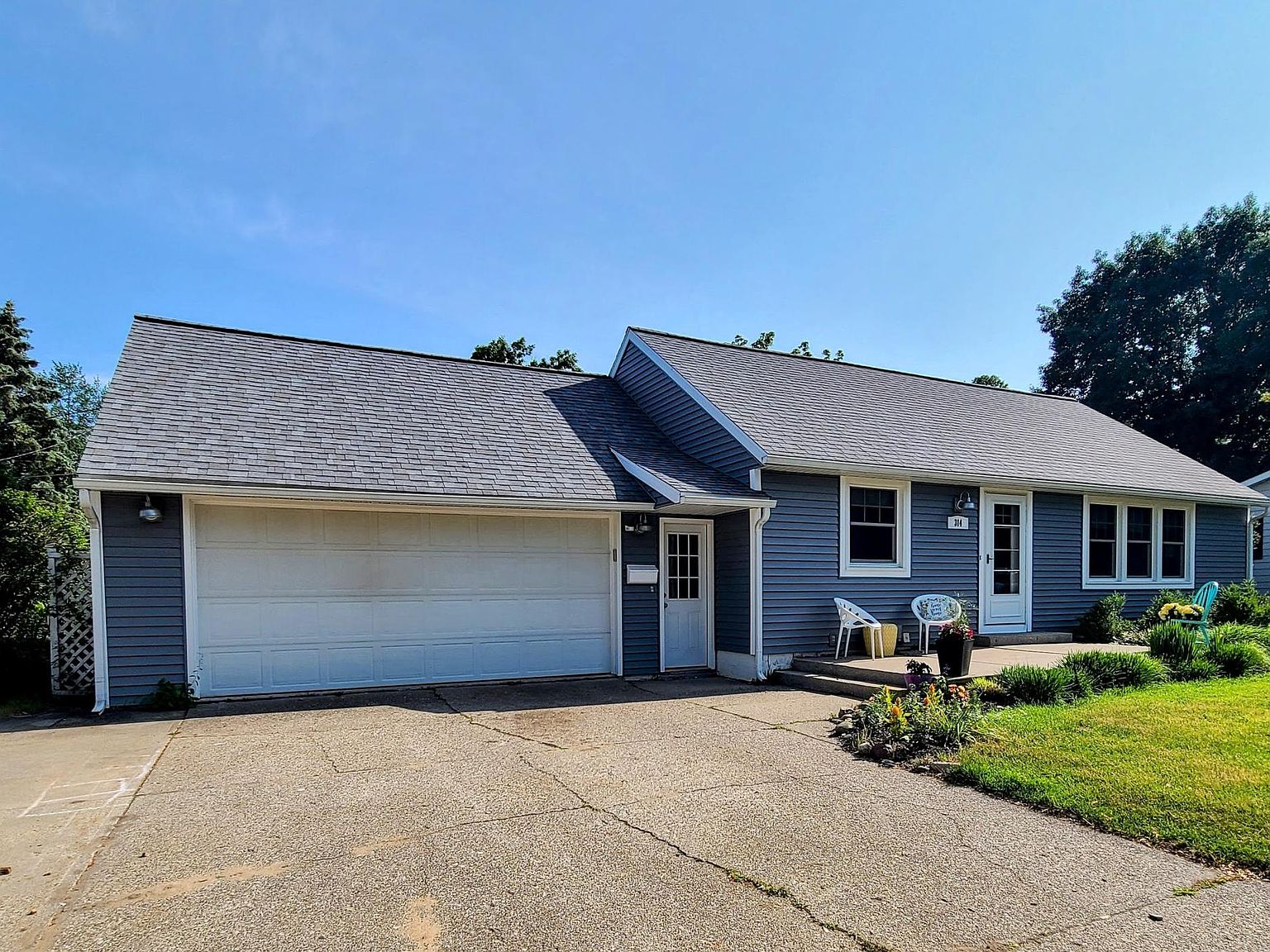 314 Ohio Ave, Grand Haven, MI 49417 Zillow
