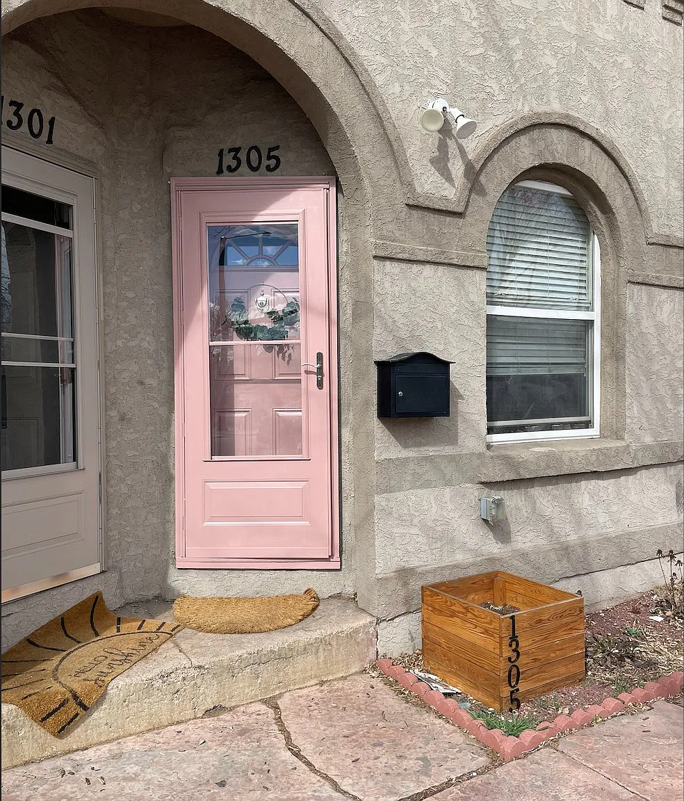 2 Bedroom, 1 Bathroom Row Home — Photo 1
