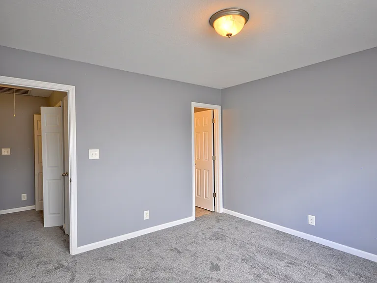 70 John Sevier Ave — Photo 29