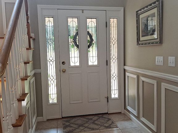 4th image of 23 Timberland Dr