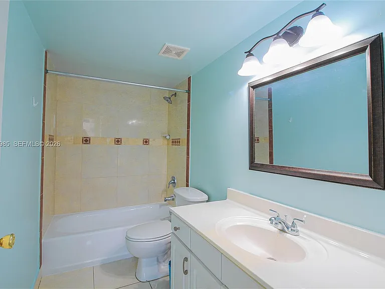 8050 NW 8th St #1306 — Photo 25