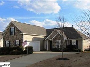 7 Semmelrock Dr, Simpsonville, SC 29680