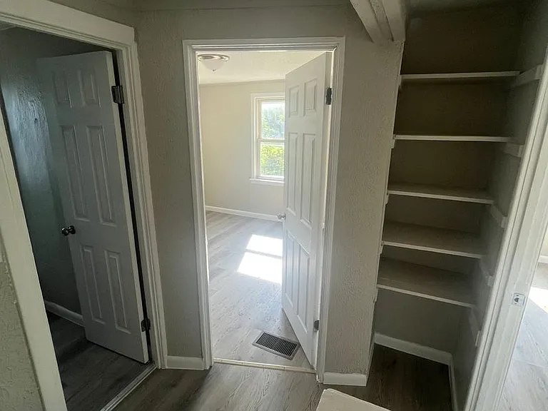 1240 S 74th East Ave — Photo 7