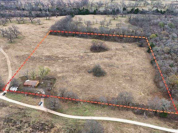 2nd image of 1526 Sandy Creek Rd