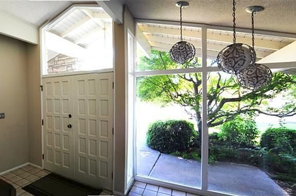 2nd image of 678 W San Madele Ave