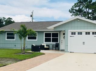 7451 Cocoanut Dr, Lake Worth, FL 33467