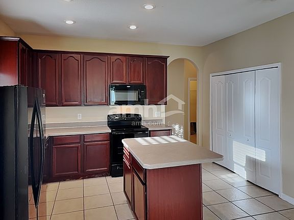 3rd image of 448 Marathon Ln