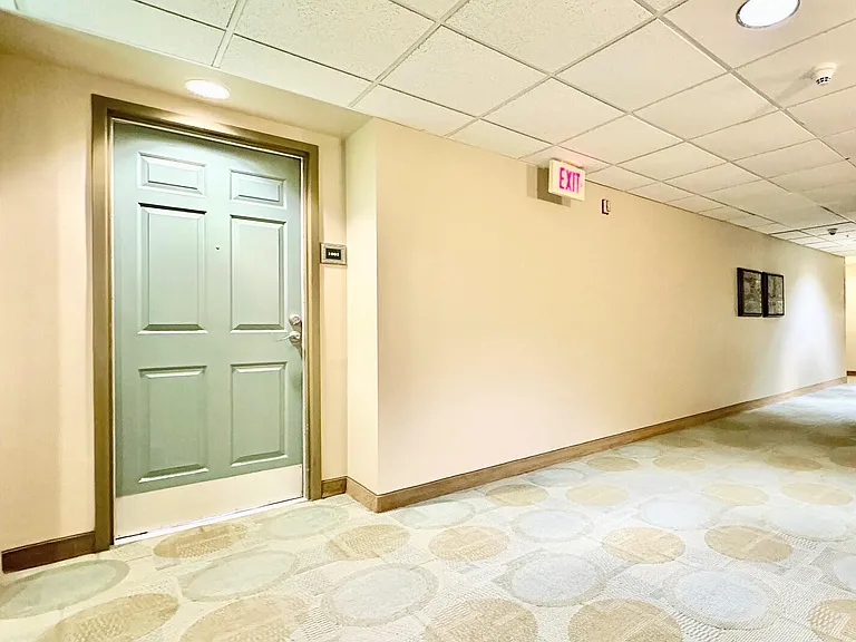 3020 NE 32nd Ave #1003 — Photo 32