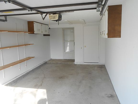 4th image of 3215 Bay Landing Dr #24