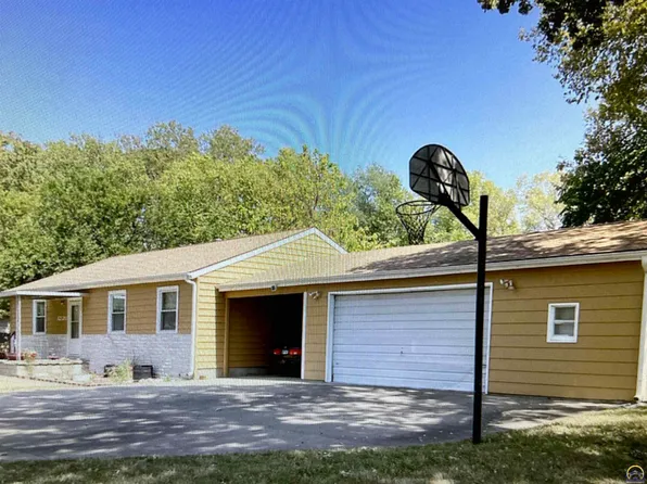 1220 NW Western Ave, Topeka, KS 66608