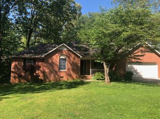 71 Maple Dr, Winchester, TN 37398
