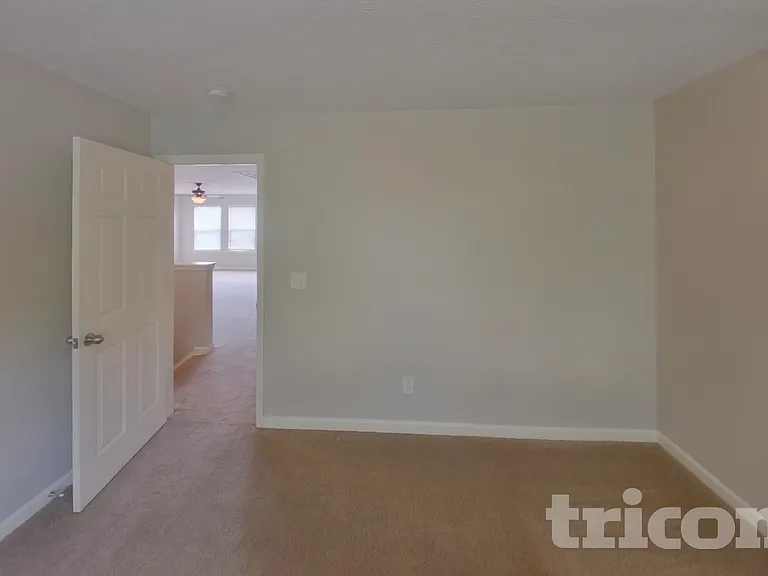 6429 Sunnywood Dr — Photo 13