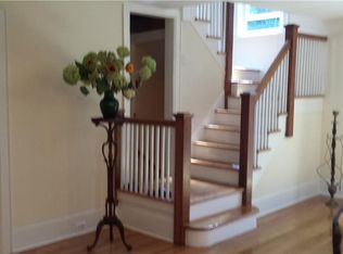 12 Brook Ln, Scarsdale, NY 10583