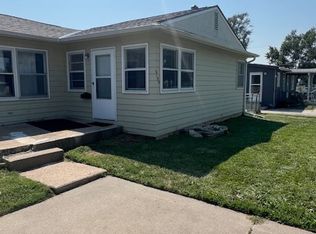 6159 Hillsdale Ave, Omaha, NE 68117