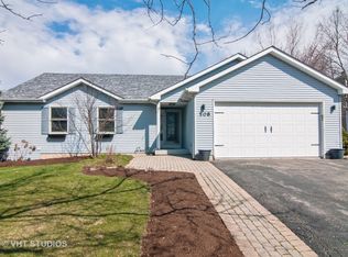 508 E Willow St, Elburn, IL 60119