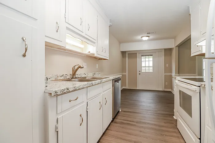209 Buckskin Dr — Photo 8