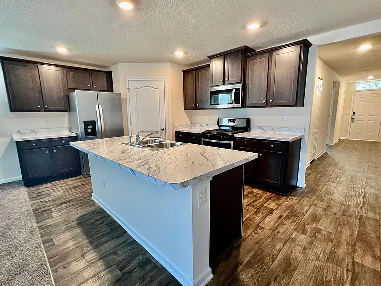 258 Jarama Cir — Photo 7