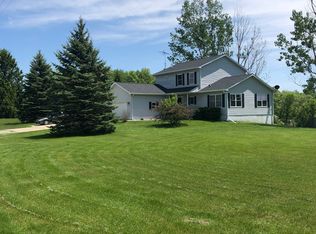 7979 Riverside Rd, Brooklyn, MI 49230