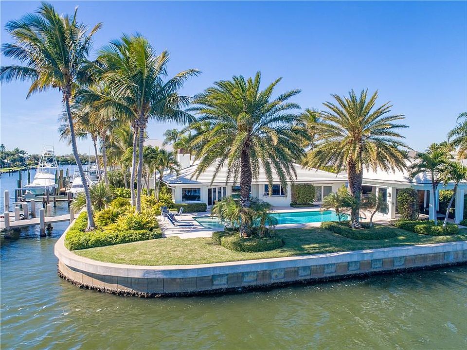 1st image of 3 Sea Horse Ln