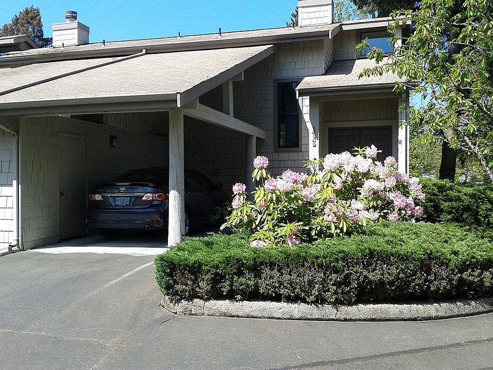 corner unit in the front