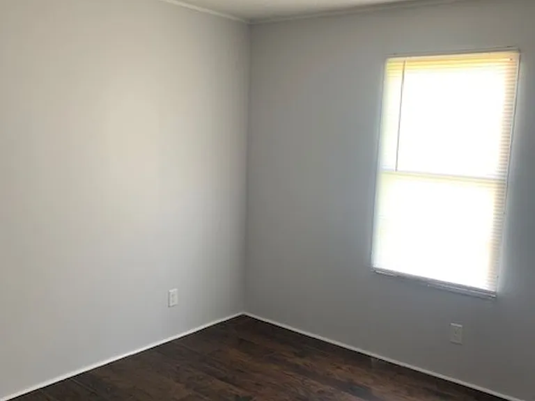 259 Casual Dr — Photo 3