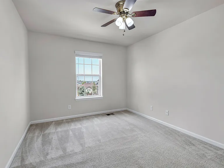 7588 Blue Water Dr — Photo 39
