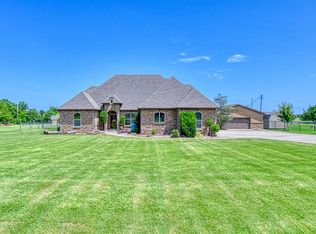 19787 Linda Ln, Harrah, OK 73045
