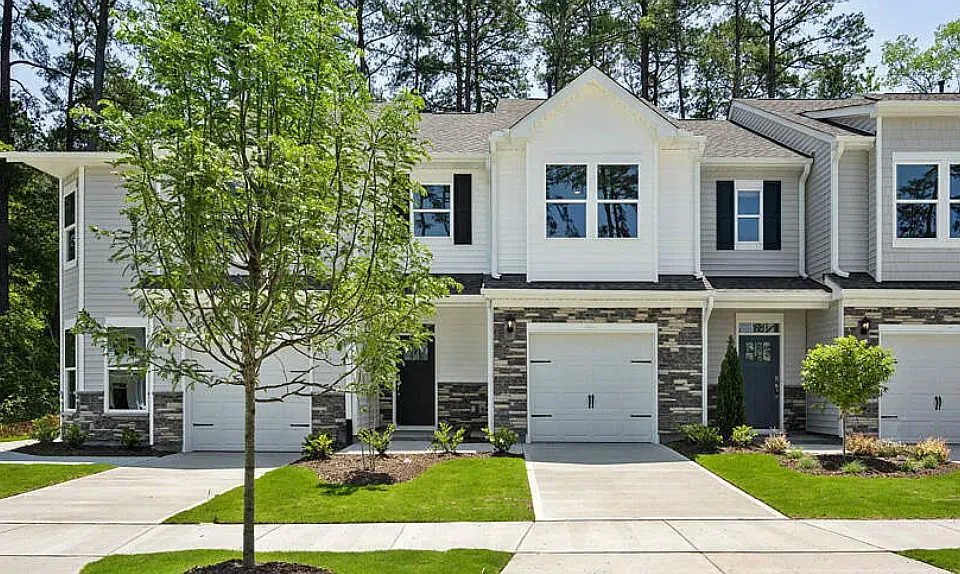 1913 Hinesley Dr