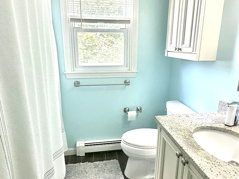 28 Evergreen Ave #28 — Photo 21