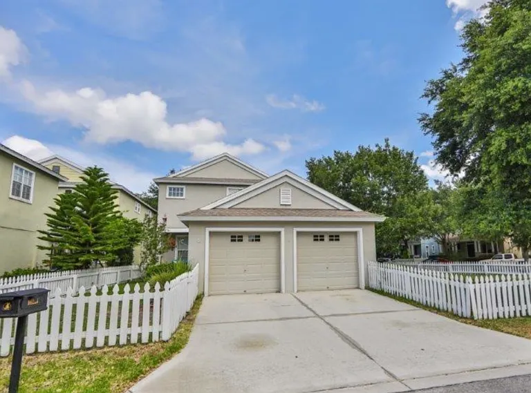16221 Bridgewalk Dr — Photo 32