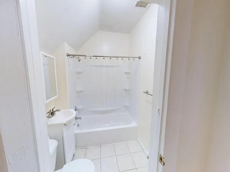 119 Comstock Pl — Photo 11
