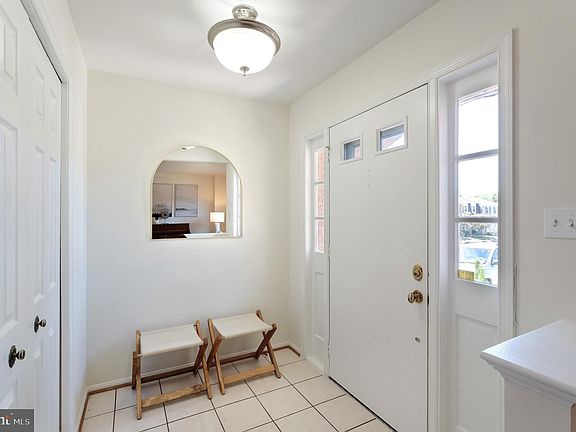 3rd image of 7462 Covent Wood Ct