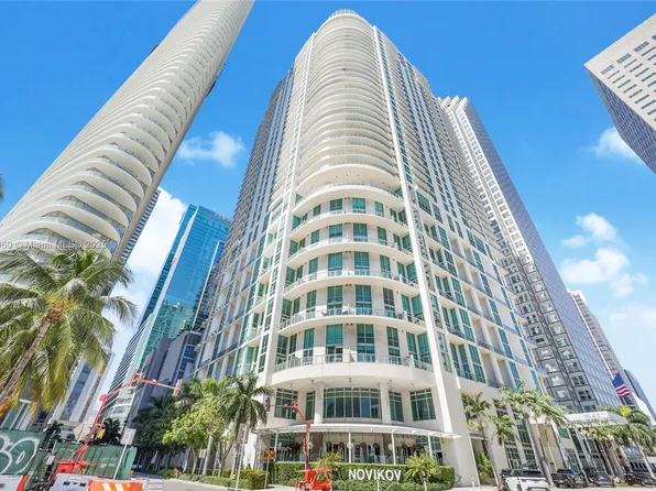 300 S Biscayne Blvd #L-414, Miami, FL 33131