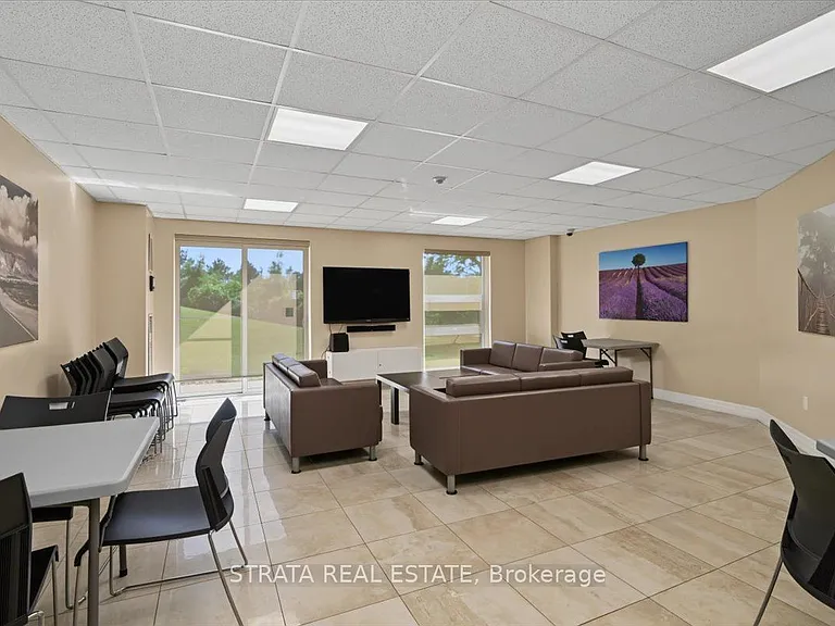20 Dean Park Rd #Penthouse 8 — Photo 21