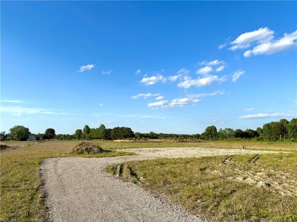 1924L Hungarian Rd, Chesapeake, VA 23322
