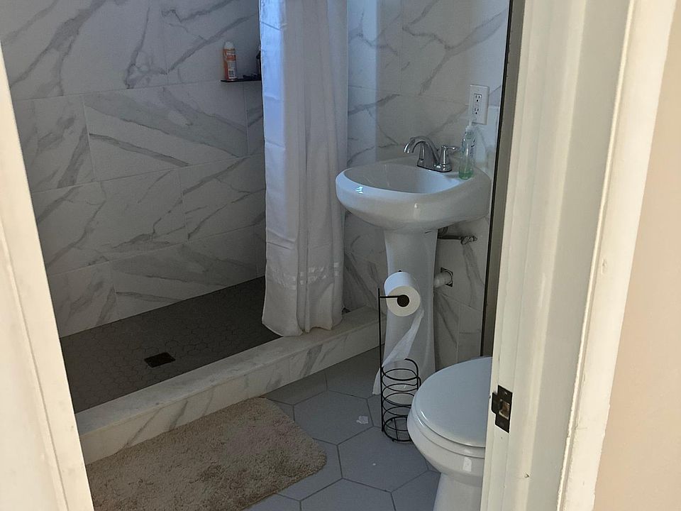 2nd image of 8690 Richard Rd