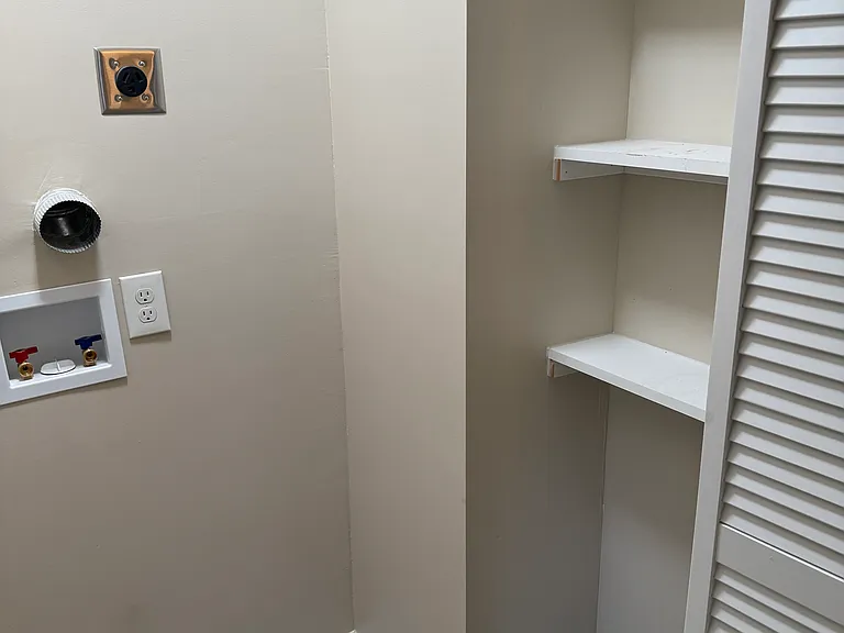 1825 E Randall Dr — Photo 8