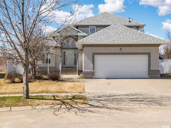 35 Feschuk PLACE, Prince Albert, SK S6X 1C6